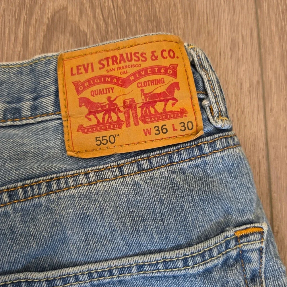 Levis levi 550